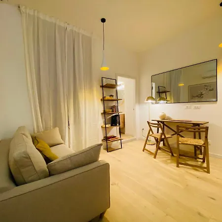 Piazzaborsa Charme * ترييستي