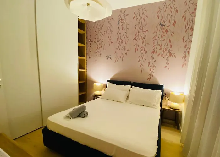 Piazzaborsa Charme 公寓 *